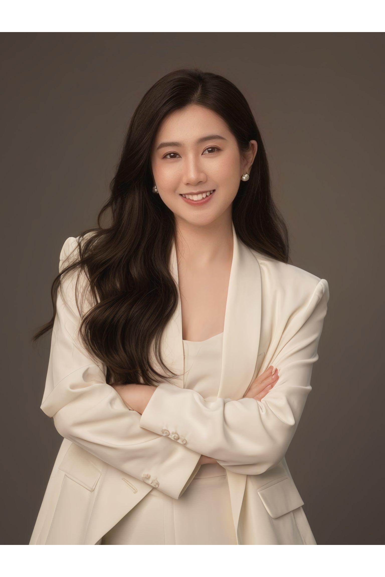 Alison, Interior Design Consultant